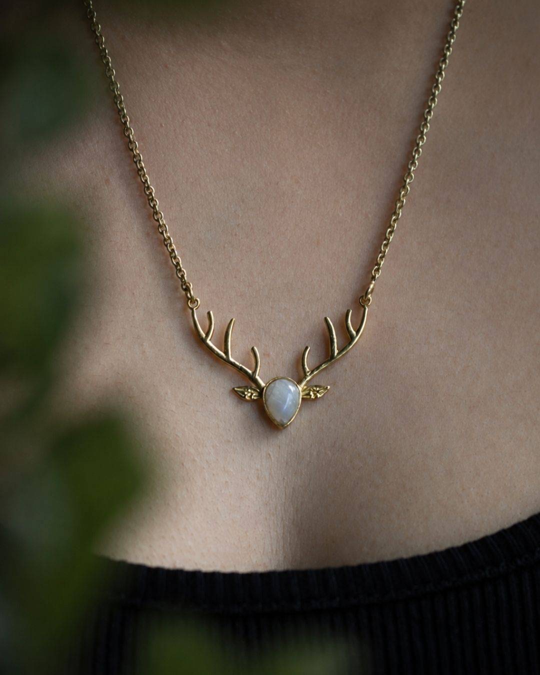 Wildhart – Antler Gemstone Pendant Necklace with Chain - JUNUKA