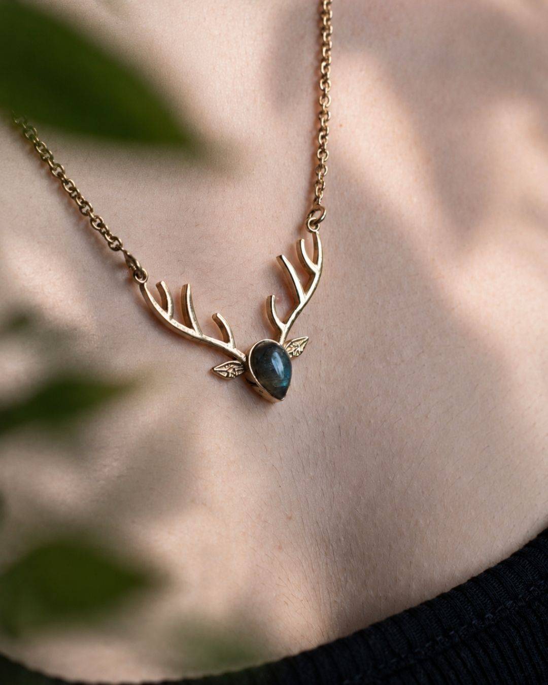 Wildhart – Antler Gemstone Pendant Necklace with Chain - JUNUKA