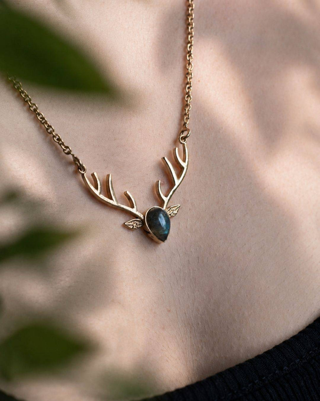 Wildhart – Antler Gemstone Pendant Necklace with Chain - JUNUKA