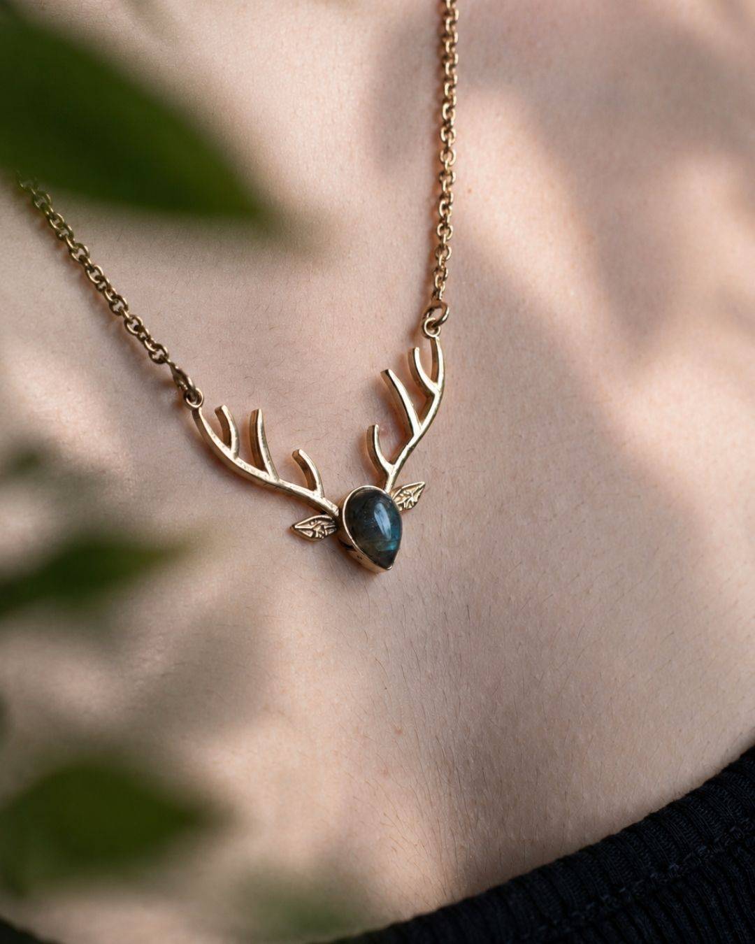 Wildhart – Antler Gemstone Pendant Necklace with Chain - JUNUKA