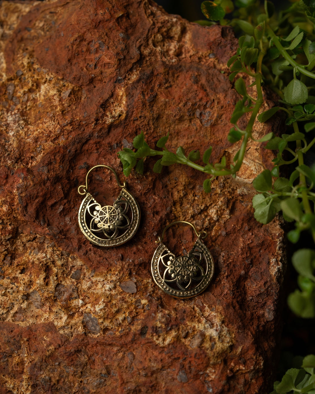 Rosara - Antique Brass Floral Statement Earrings - JUNUKA