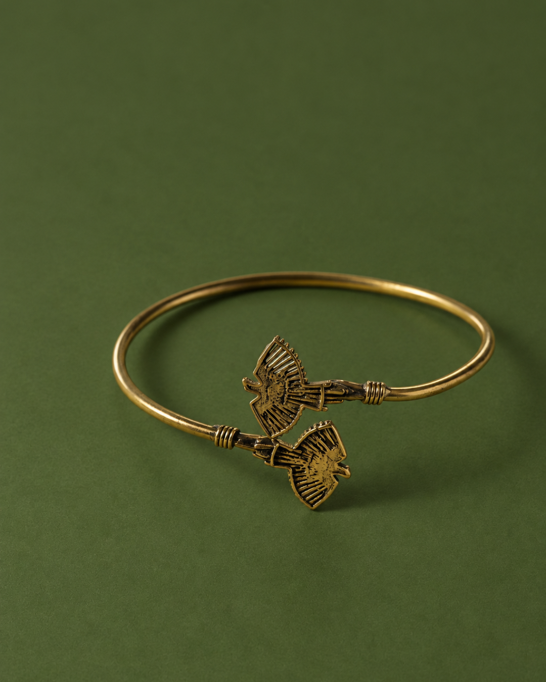 Uri – Flying Birds Brass Bangle