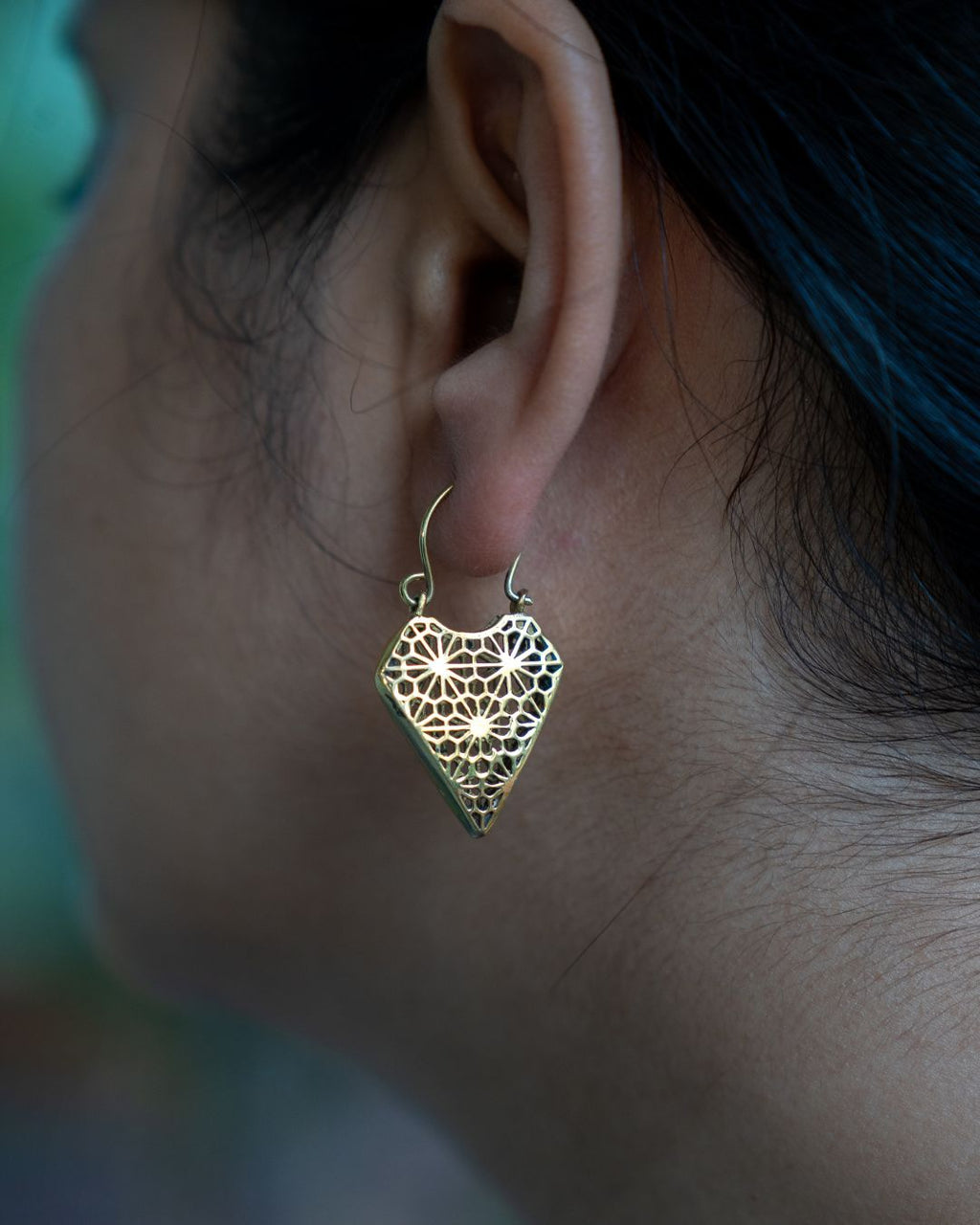 Starwoven – Geometric Filigree Brass Hoop Earrings - JUNUKA