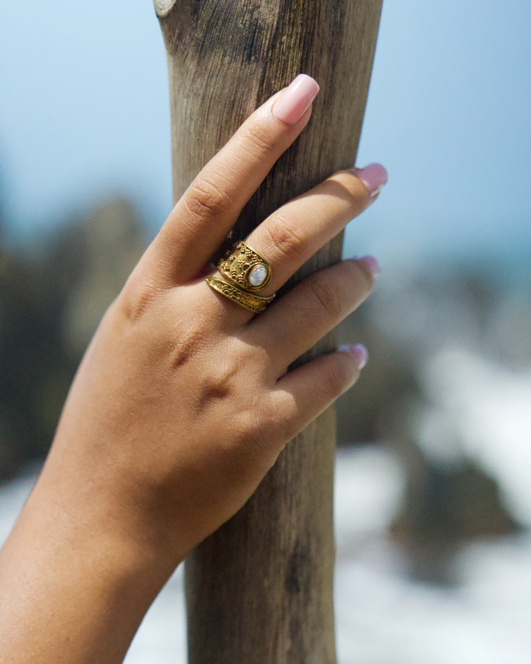 Miraaj – Brass Wrap Ring with Stone - JUNUKA