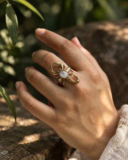 Bichhoo – Scorpion Brass Ring with Gemstone
