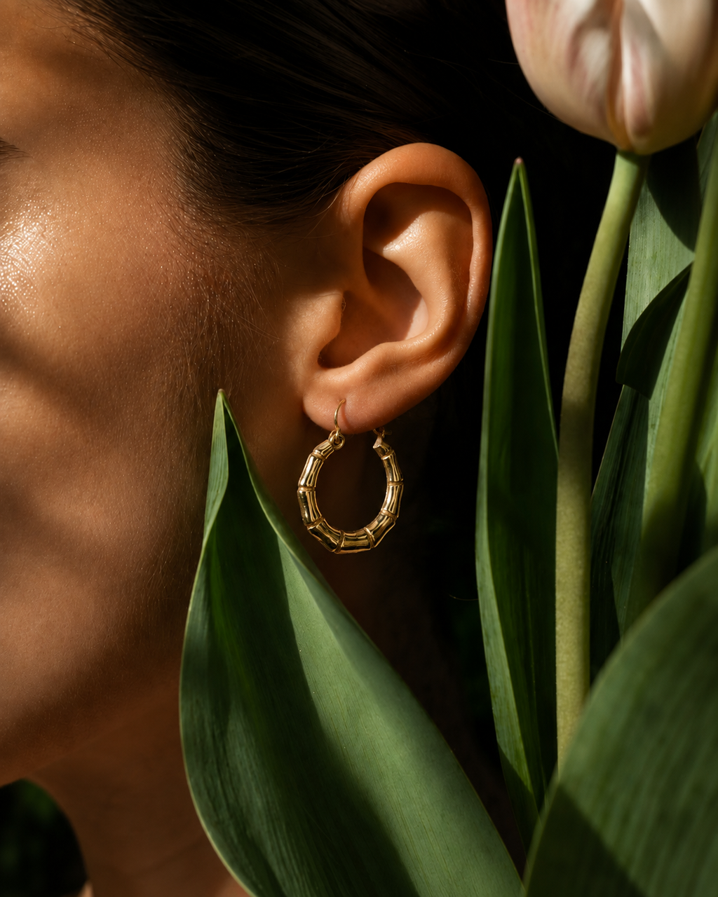 Nomada – Brass Hoop Earrings - JUNUKA
