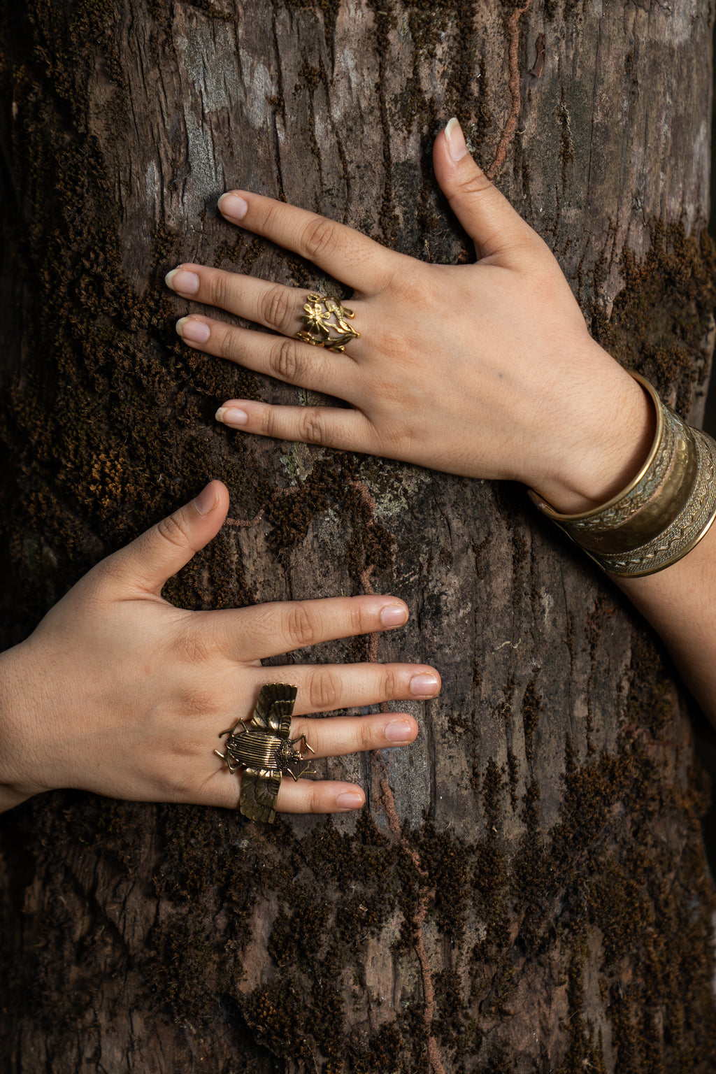 Scarabé – Oversized Winged Scarab Brass Statement Ring - JUNUKA