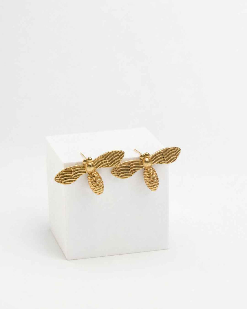 Nectarwing – Brass Bee Stud Earrings